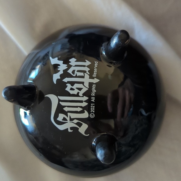 Killstar Mini Cauldron Incense Burner Black Ceramic - Picture 4 of 4